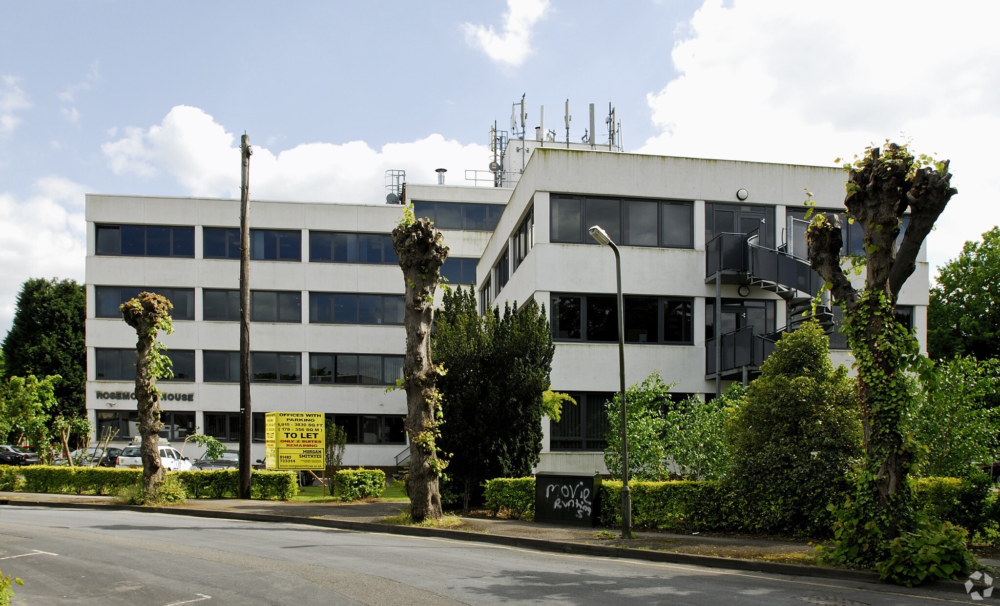 Rosemount Ave, West Byfleet for sale Primary Photo- Image 1 of 1