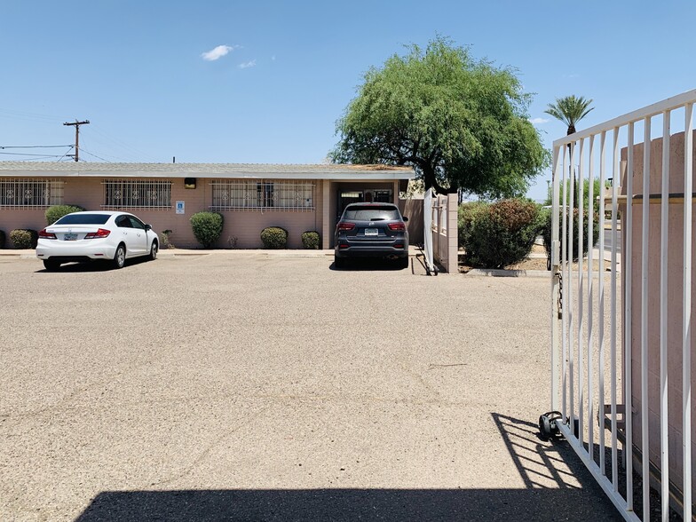 5410 S Central Ave, Phoenix, AZ for rent - Building Photo - Image 2 of 5