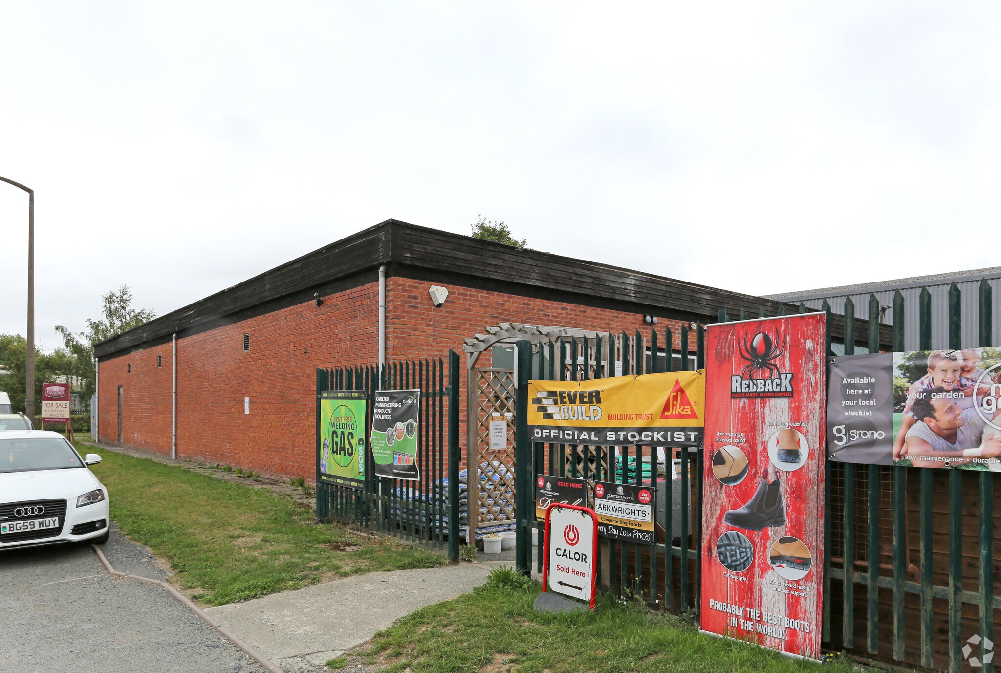 Mochdre Industrial Estate, Newtown for sale Primary Photo- Image 1 of 1