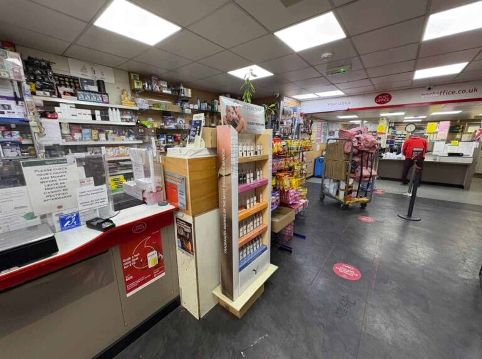 137A Western Rd, Southall for sale Interior Photo- Image 1 of 19