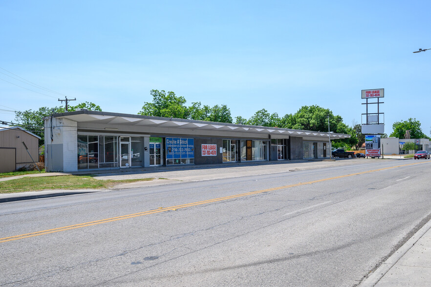 1613 Fredericksburg Rd, San Antonio, TX for rent - Building Photo - Image 3 of 9