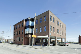 208 Fore St, Portland, ME for rent Primary Photo- Image 1 of 14