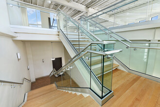 200 N Highland Ave, Pittsburgh, PA for rent Lobby- Image 1 of 12