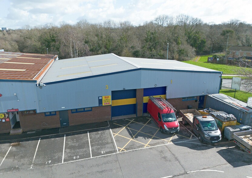 Stockmans Clos, Birmingham to rent - Building Photo - Image 3 of 47