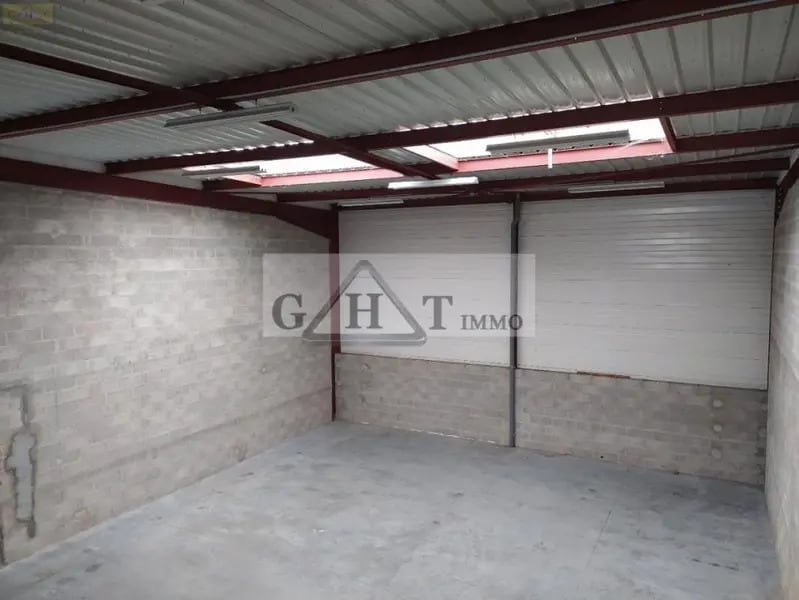 Industrial in Thorigny-sur-Marne to rent Interior Photo- Image 1 of 3