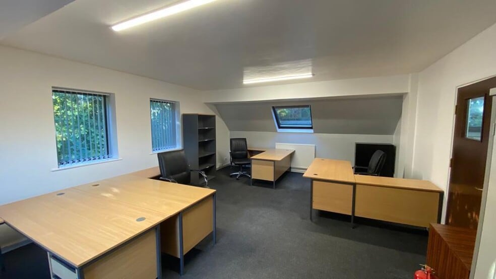 Temple Way, Birmingham to rent - Building Photo - Image 3 of 6