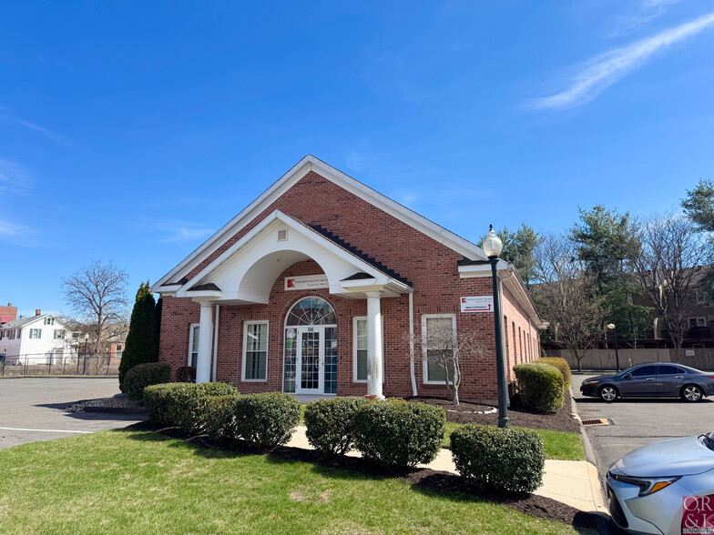 56 W Main St, Plainville, CT to rent - Building Photo - Image 2 of 6