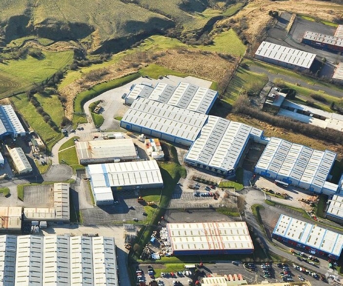 Billington Rd, Burnley to rent - Building Photo - Image 2 of 6