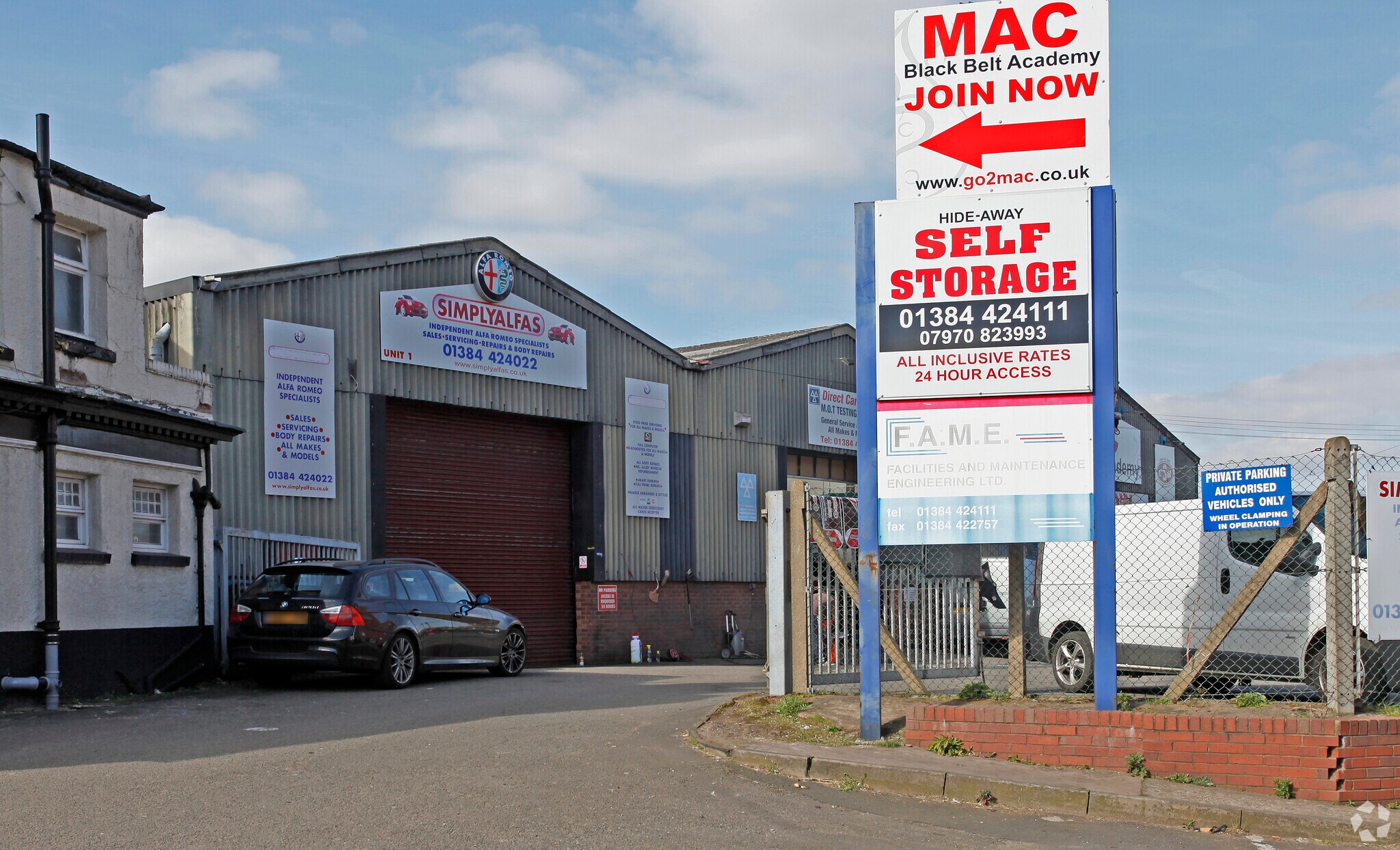 Dudley Rd, Stourbridge for sale Primary Photo- Image 1 of 1