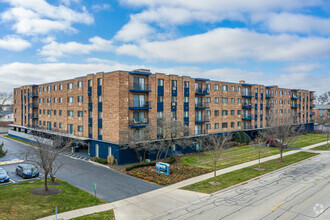 2000 W Illinois Ave, Aurora, IL for sale Primary Photo- Image 1 of 1