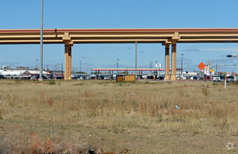 5805 Marsha Sharp Fwy, Lubbock, TX for sale Primary Photo- Image 1 of 1