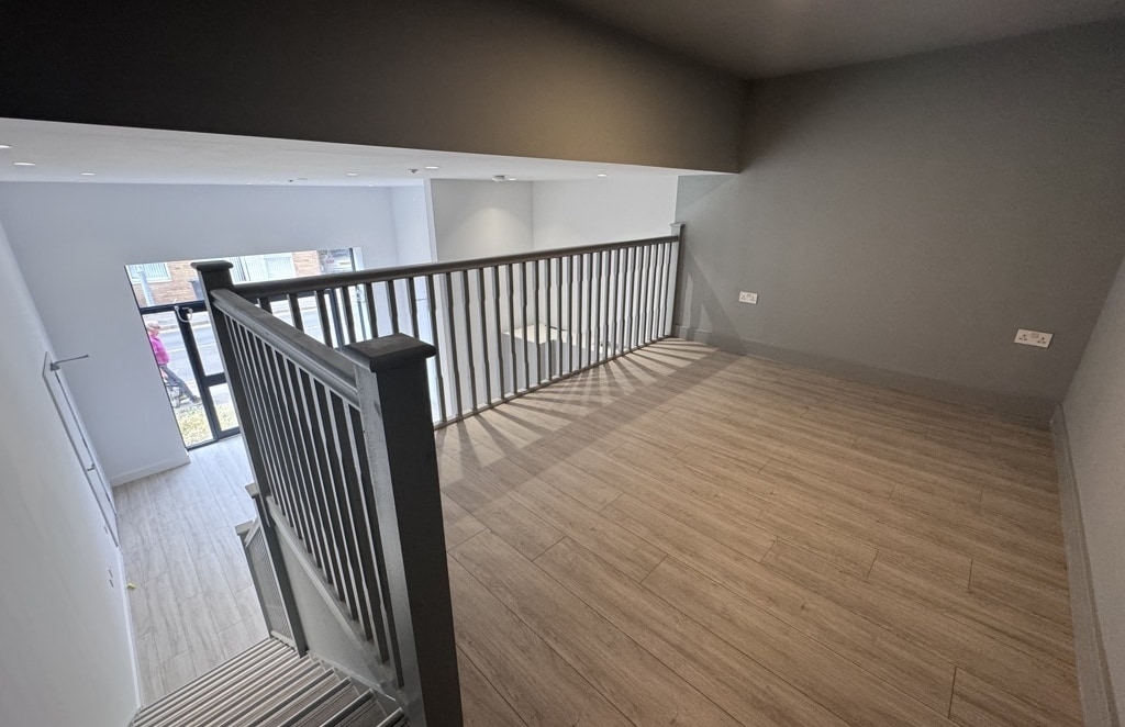 3 Tebbutts Rd, St Neots to rent Interior Photo- Image 1 of 2