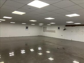 London Rd, Pembroke Dock to rent Interior Photo- Image 2 of 2