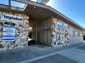 1520 E Lincoln Ave, Anaheim, CA for rent Building Photo- Image 1 of 8