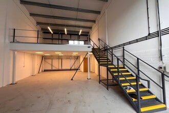 De Havilland Rd, Whimple to rent Interior Photo- Image 2 of 2