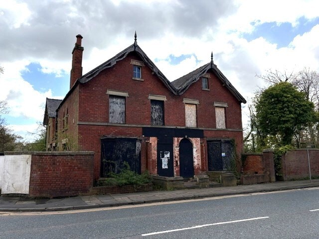 434 Leigh Rd, Bolton for sale Building Photo- Image 1 of 3
