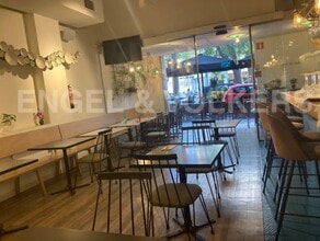 Retail in Barcelona to rent Interior Photo- Image 2 of 6