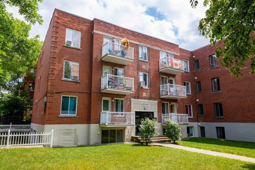 4620 Av Barclay, Montréal H3W 1C7 UK