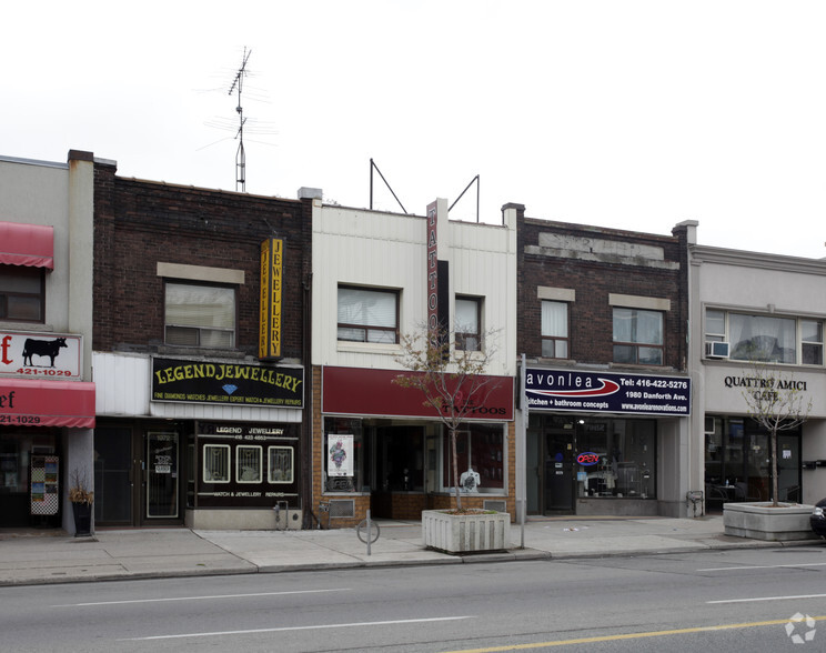 1974 Danforth Ave, Toronto, ON for rent - Primary Photo - Image 1 of 2