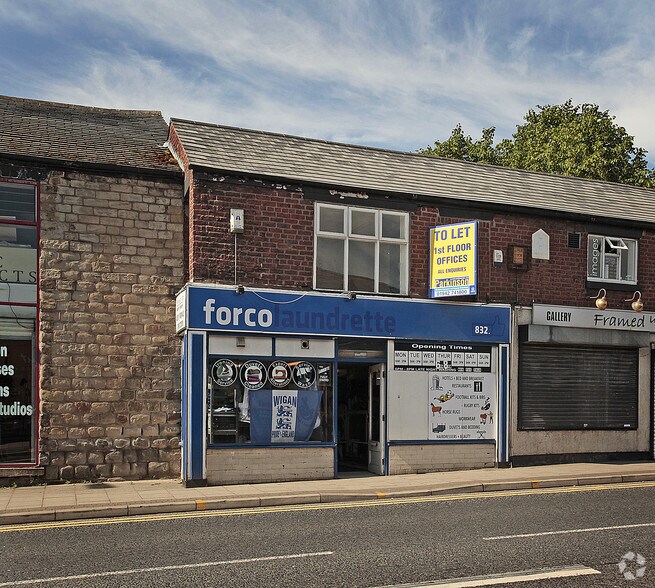 832 Ormskirk Rd, Wigan for sale - Primary Photo - Image 1 of 1