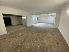 Ash Rd, Harrogate to rent Interior Photo- Image 2 of 6