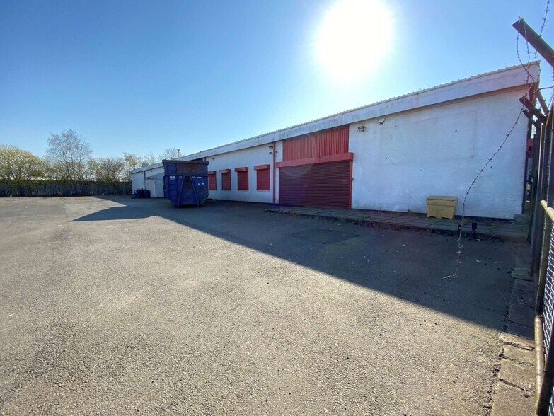 5-7 Napier Rd, Cumbernauld for sale - Building Photo - Image 1 of 1