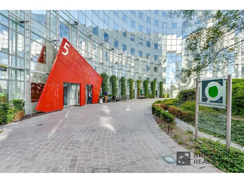 Office in Puteaux to rent - Building Photo - Image 3 of 18