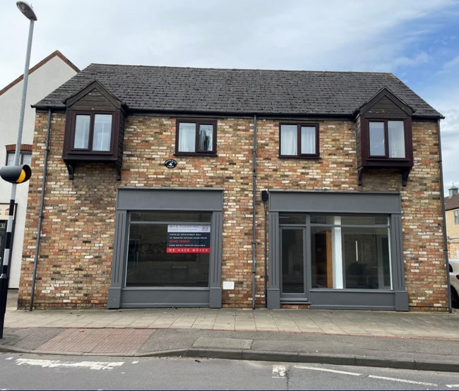 More details for 15-17 White Hart Ct, St Ives - Retail to Rent
