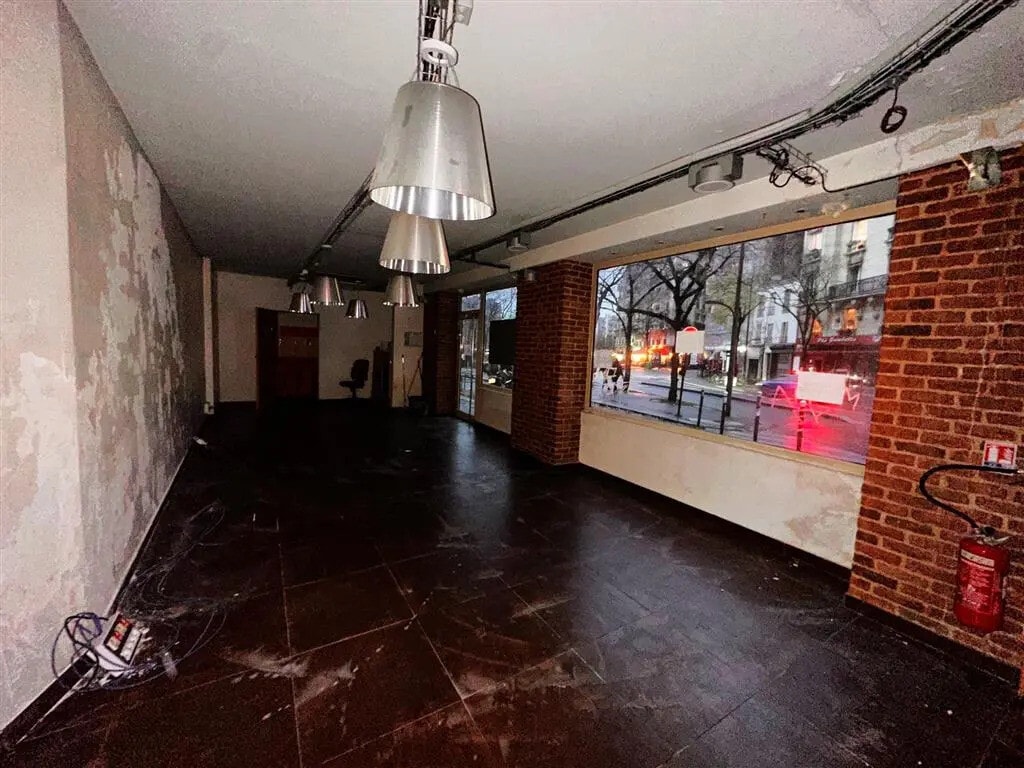 Location Commerce 55 m² - Photo 1
