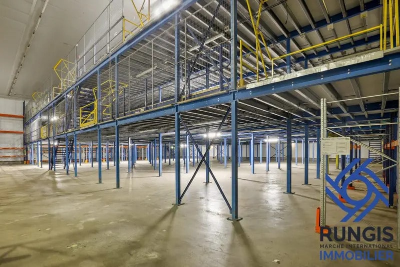 Industrial in Chilly-Mazarin to rent Interior Photo- Image 1 of 4