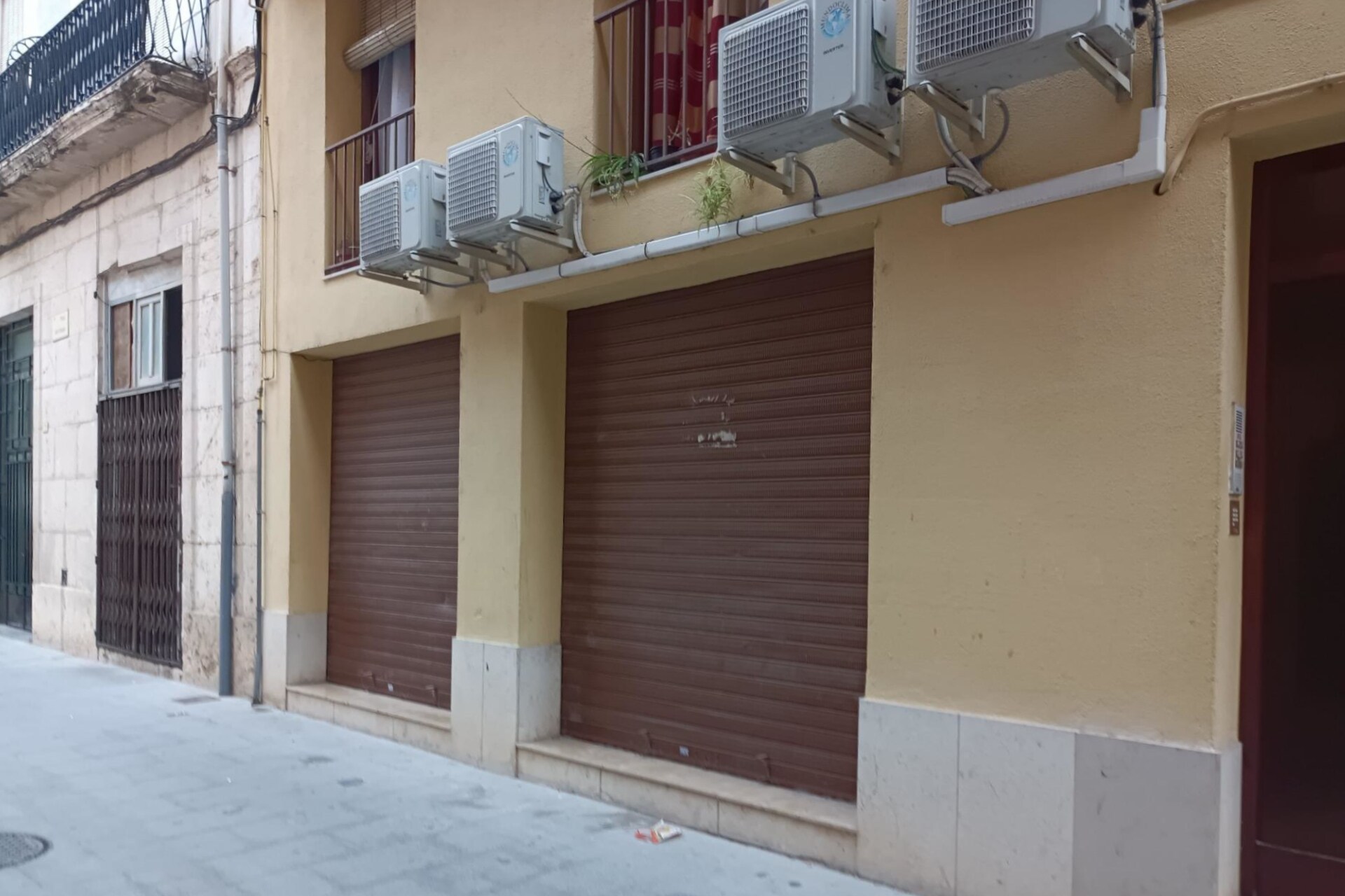 Retail in Tortosa, Tarragona to rent Interior Photo- Image 1 of 5