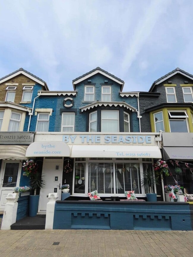 More details for 22 St. Chads Rd, Blackpool - Hospitality for Sale