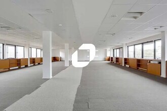 23 Rue Raspail, Ivry-sur-Seine to rent Building Photo- Image 2 of 10