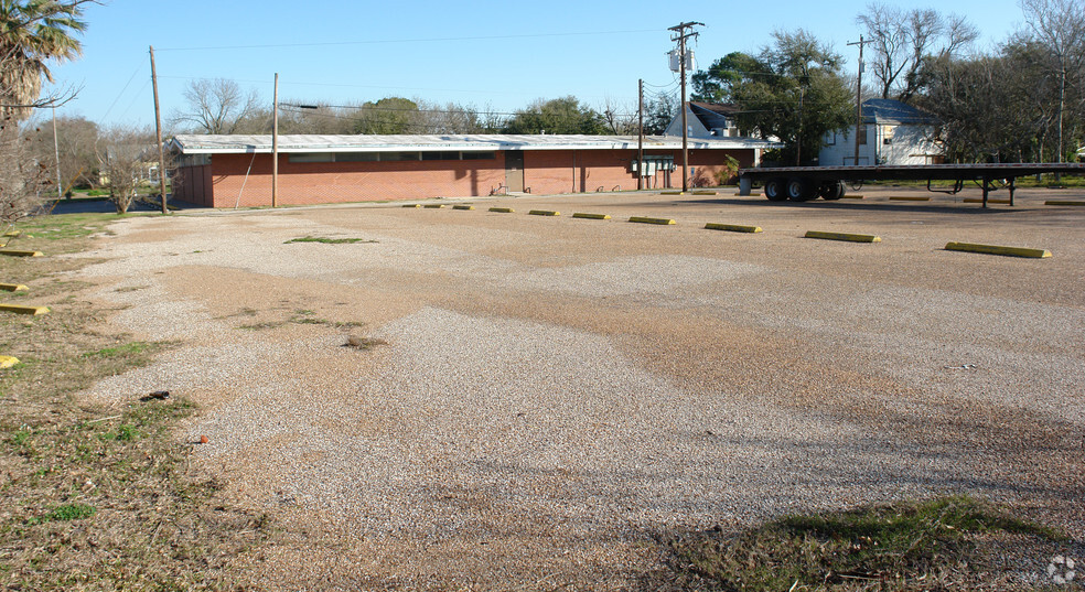 800 5th St N, Texas City, TX for sale - Building Photo - Image 2 of 2