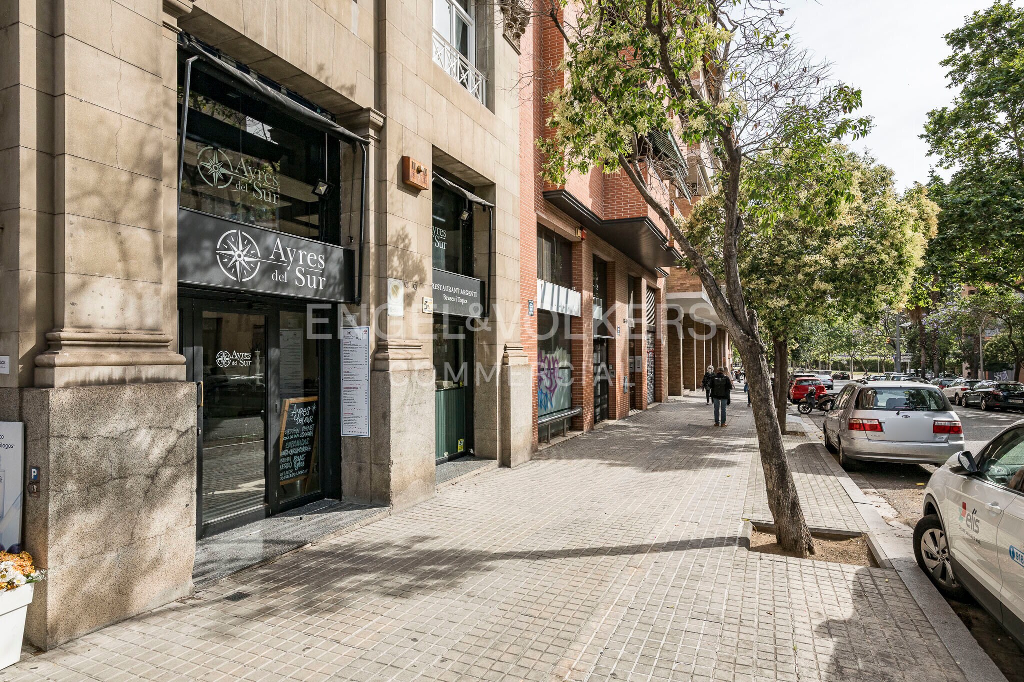 Retail in Barcelona, Barcelona to rent Interior Photo- Image 1 of 3