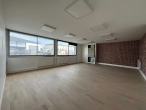8 Rue Du Docteur Jean Charcot, Morangis to rent Interior Photo- Image 2 of 2