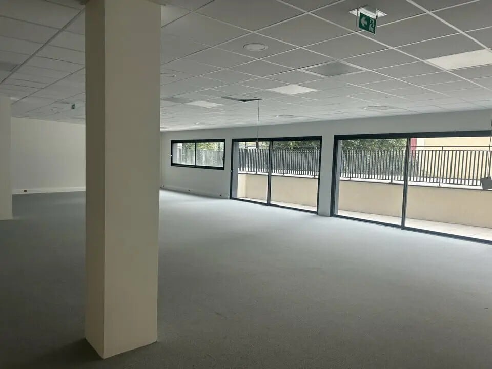 20 Chemin Du Tronchon, Dardilly, RHO 69570 - Unit 1 -  - Interior Photo - Image 1 of 2