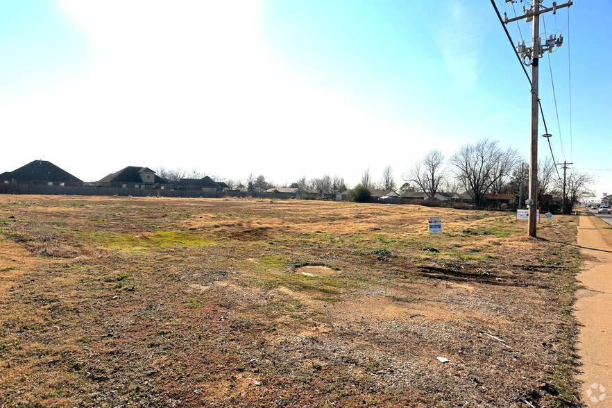 Elm Springs Rd, Springdale, AR for sale - Primary Photo - Image 1 of 1