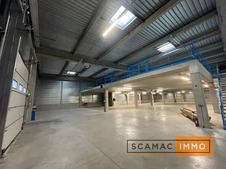 Industrial in Créteil to rent - Building Photo - Image 3 of 6