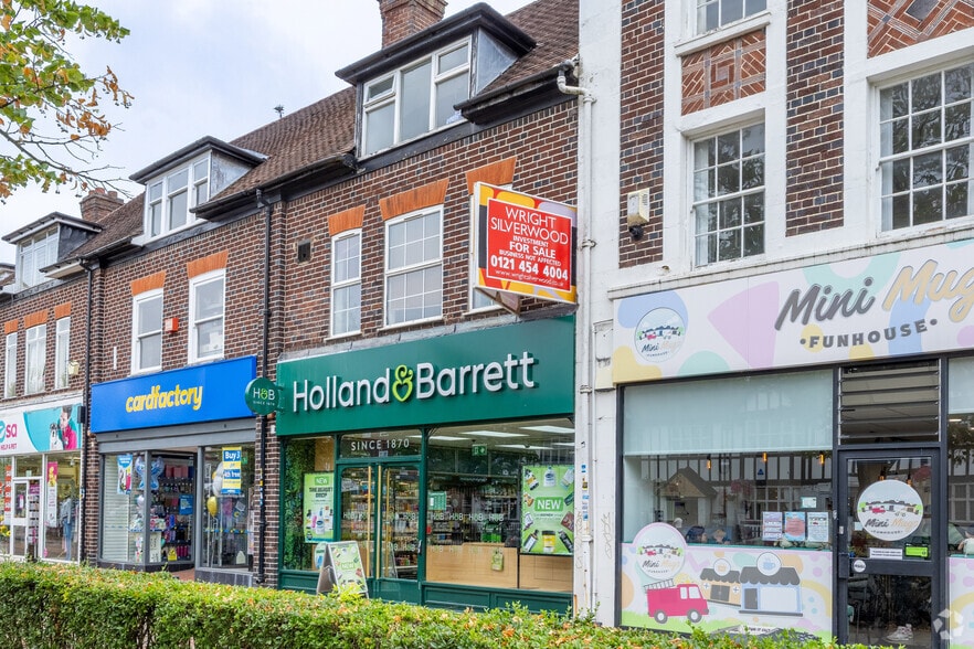215 Stratford Rd, Solihull for sale - Primary Photo - Image 1 of 11
