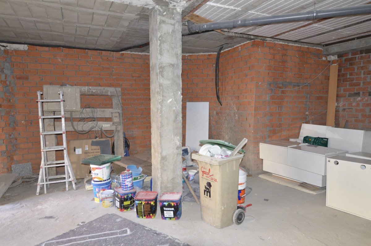 Retail in Salamanca, Salamanca to rent Building Photo- Image 1 of 14