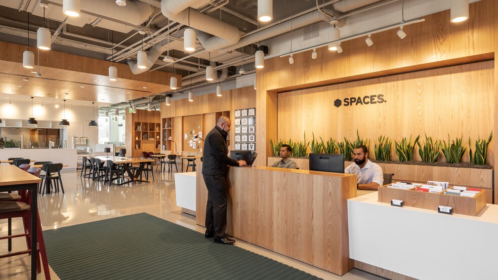 Spaces Chicago - Commercial Property