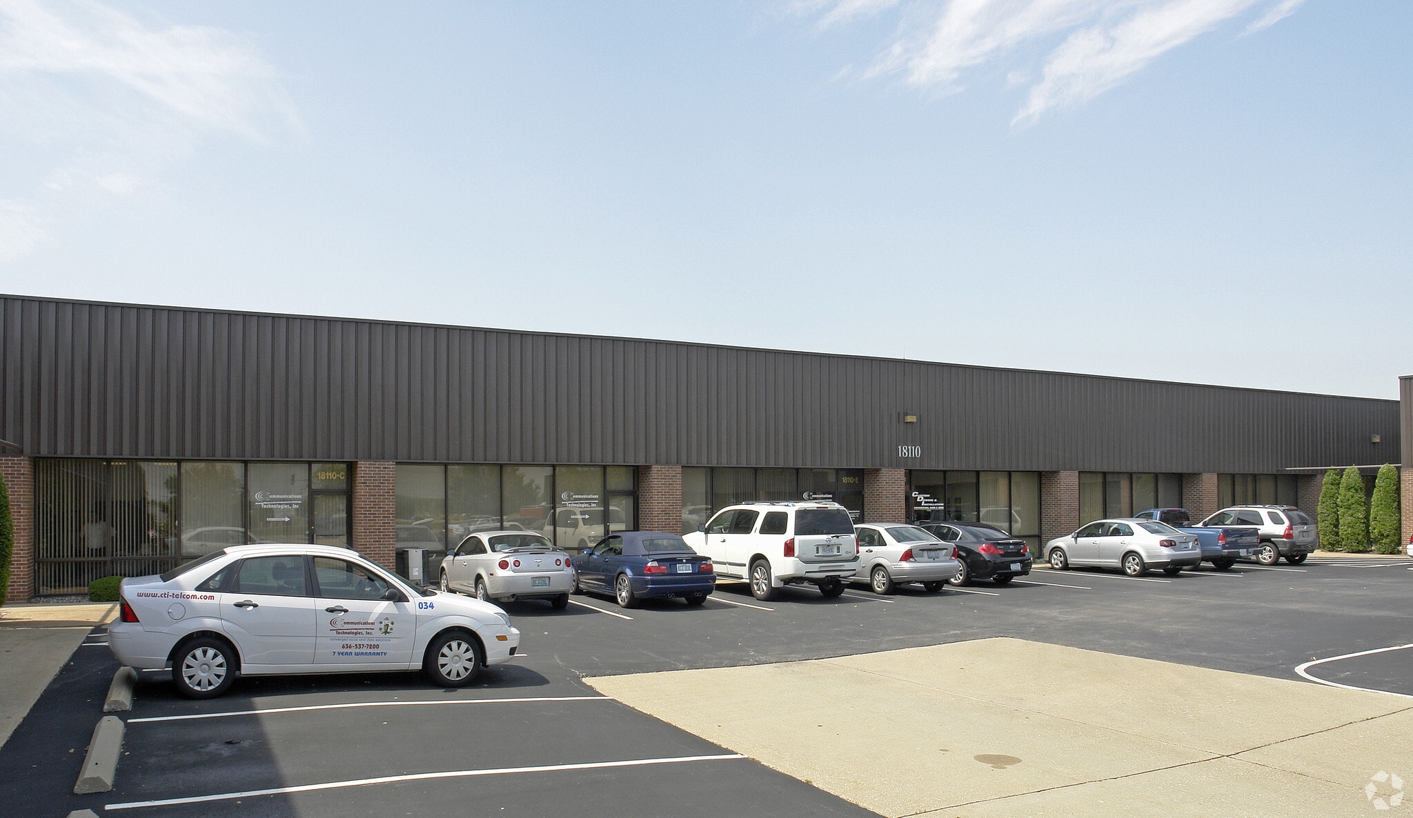 18102 Chesterfield Airport Rd, Chesterfield, MO to rent Building Photo- Image 1 of 18