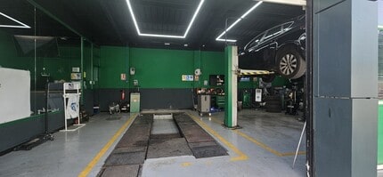 Retail in Fuenlabrada, Madrid to rent Interior Photo- Image 2 of 14