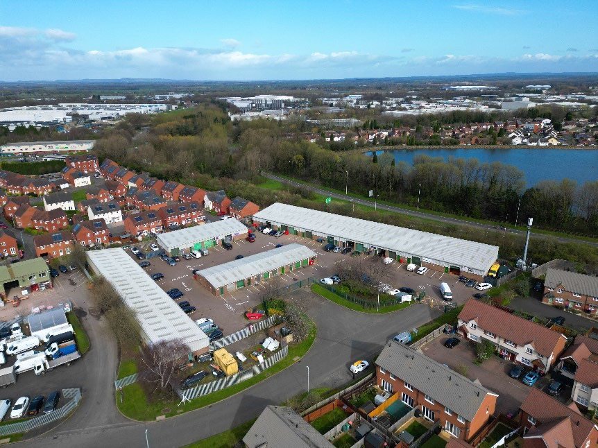 Trench Lock 3, Telford to rent Building Photo- Image 1 of 2