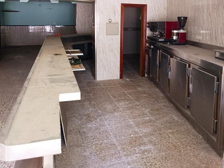 Calle Real, 37-37, Churriana de la Vega, Granada for sale - Interior Photo - Image 2 of 16
