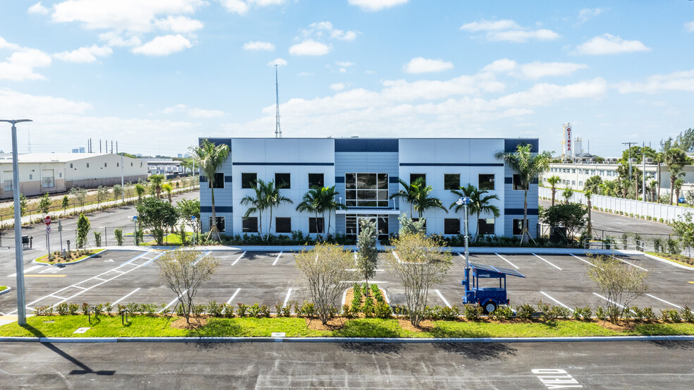 1525 M.L.K. Jr. Blvd, Riviera Beach, FL for rent - Building Photo - Image 2 of 4