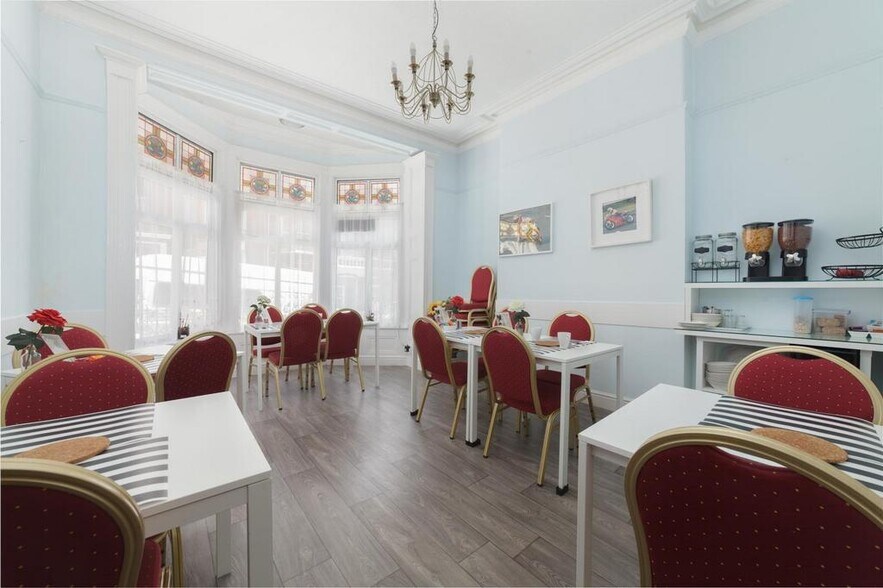 5 Empress Drive, Douglas for sale - Building Photo - Image 2 of 26