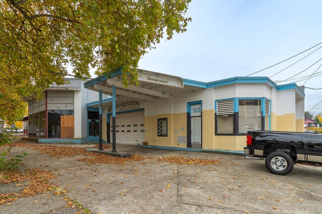 More details for 1500-1502 Washington St, Vancouver, WA - Light Industrial to Rent