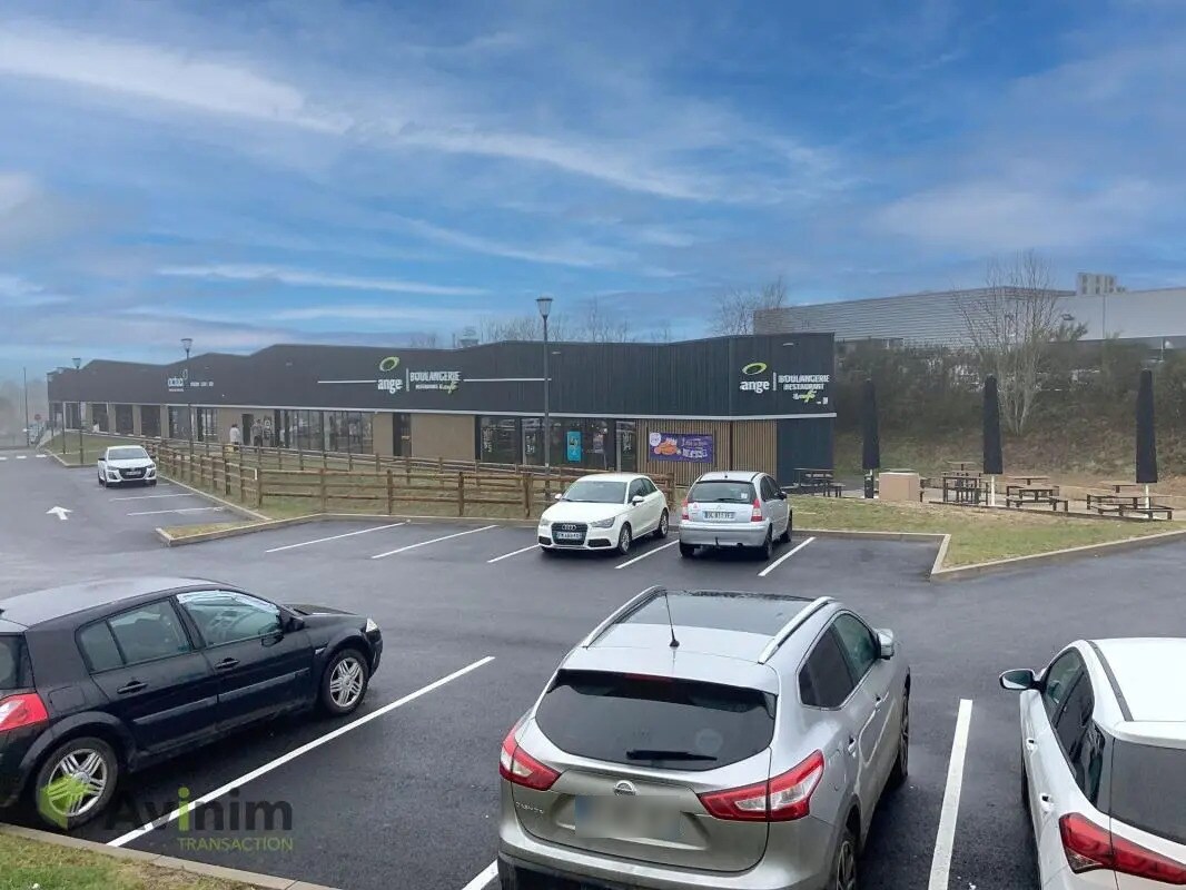 Retail in Épinal for sale Building Photo- Image 1 of 5